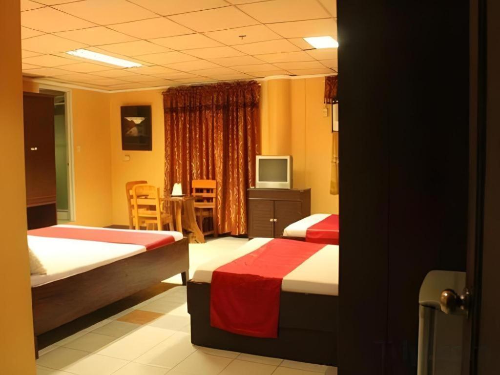 La Esperanza Hotel Калибо Экстерьер фото
