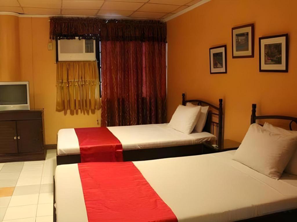 La Esperanza Hotel Калибо Экстерьер фото