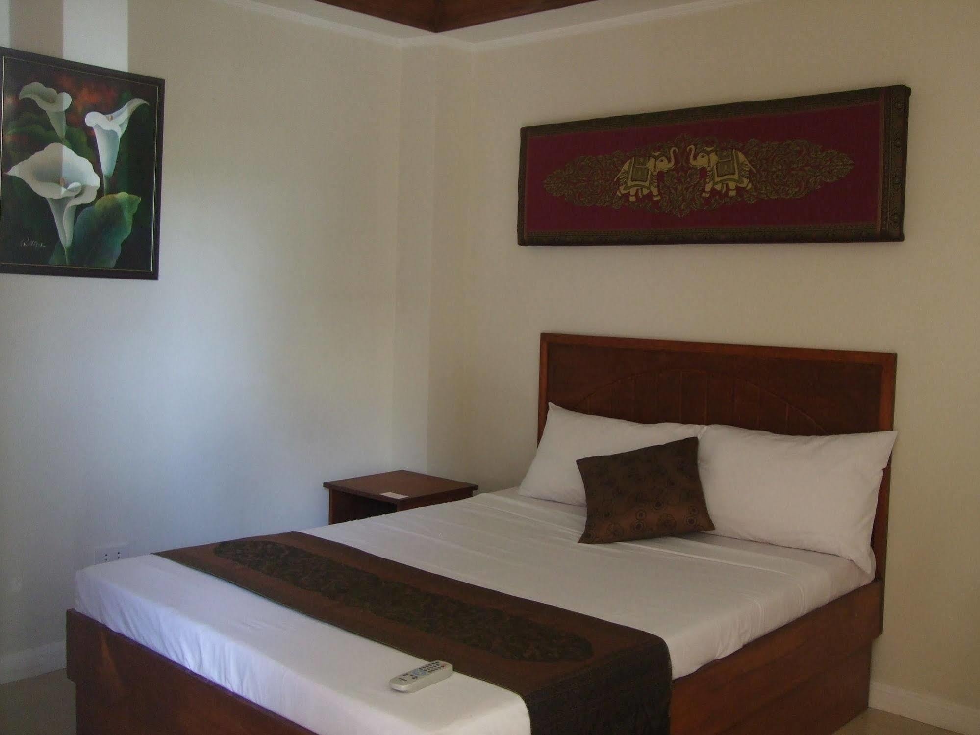 La Esperanza Hotel Калибо Экстерьер фото
